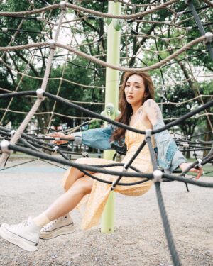 Chia-Chen Hsieh Instagram - -
總覺得最近運勢爆棚🦁
從2024以來越來越忙
且一切都往好的方向前進🍀

好期待 @imokahhhh 上片日☺️
照片中的我有多安靜、溫柔
影片中的我就有多荒謬😆
一如往常最後一張都偏鬧🤪

⚠️留言跟我分享一下
「你最近最幸運的一件事」
我們萊蓋個『好運接龍🍀』

#imok #photo #photooftheday #photography #youtube #fyp #model #actor #actorslife #lucky 

📷 @taotzuchang
