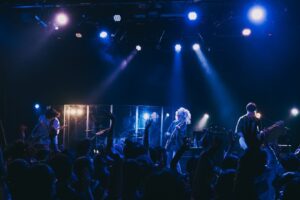 Chiai Fujikawa Instagram - コロナもあって、本当に久しぶりの岡山でのワンマンライブ。
シャイな岡山の皆とのライブはどうなるんじゃろ〜ってちょっと心配もしていたけど、皆、新アルバムはもちろん、旧譜もしっかり聴き込んで来てくれて、でえれー盛り上がりじゃったのー、過去一の盛り上がりじゃったよ、腸腸腸ありがとー。さすが岡山じゃ！
浸透作戦2024もよろしゅ〜🤫（本気）

次は名古屋QUATTRO
2月23日（金･祝）

そしてファイナル東京
新宿BLAZE
3月23日（日）

チケット発売中

📸Photo by @mini12du