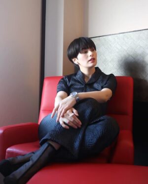 Chiaki Horan Instagram - _
『VOGUE JAPAN』のカバンの中身を紹介する企画に参加しています👜❤️

プロフィールのリンクから見てね👀❤️