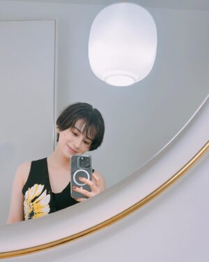 Chiaki Horan Instagram - _
🌼🌼🌼

#zenithwatches
#ゼニス
#sponsored