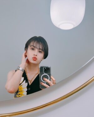 Chiaki Horan Instagram - _
🌼🌼🌼

#zenithwatches
#ゼニス
#sponsored