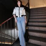 Chin-Lan Chang Instagram - - 「凡事發生必有助於我，我的心態就是我的風水。」 凡事都講求念頭 念頭衍生話語跟行為 入職場15年 多做的人永遠獲得最多✨ #能量不滅定律 styling/ @aliceandolivia bag/ @chanelofficial