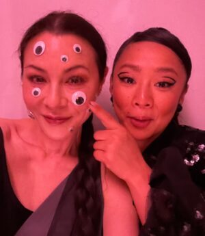 China Chow Instagram - E V E R Y T H I N G 
@michelleyeoh_official 
@kehuyquan 
@stephaniehsuofficial 
@everythingeverywheremovie 
#EEAAO