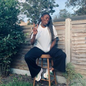 Chinenye Ezeudu Instagram - Let’s get serious, we’re talking Tits!  This #BreastCancerAwarenessMonth, @StellaMcCartney and @SexEducation want you to add some TTT to your regular routine: use the Toilet, brush your Teeth, check your Tits!
 
Need a daily reminder? Get the limited-edition TTT t-shirt I’m wearing at stellamccartney.com. For every tee purchased, the #StellaCares Foundation will donate a Louise Listening post-mastectomy bra to a woman who needs it.
 
#BCA #SexEducation #BreastCancerAwareness #StellaMcCartney
Swipe for a lovely surprise x