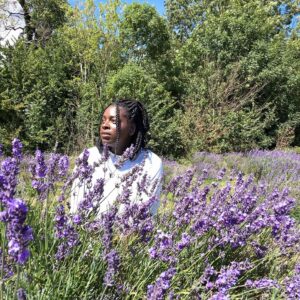 Chinenye Ezeudu Instagram - Cause I’m a beautiful wreck
A colourful mess...but I’m funny 🥰 -‘Honey’ Kehlani