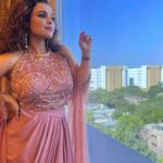Chitrashi Rawat Instagram - Some music some slomo some couture 🌸 . . #chitsstyle #chitrashirawat #eventready #grwmoutfit