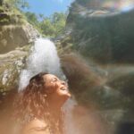 Chitrashi Rawat Instagram - To see and breathe nature in its full glory is a privilege we must never take for granted 🌻 I played, I prayed , I marvelled to my heart’s content. #chitstravels Top @tailorandcircus