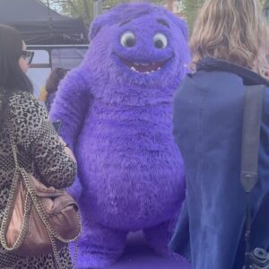 Chizzy Akudolu Instagram - Got the chance to go to the IF premiere thanks to @concordemedialondon ❤️🩷

It’s about imaginary friends and it made me long to be a child again. It really is an adorable film. Look out for the hilarious cameo from Brad Pitt and the beautiful tribute to Louis Gossett Jr ❤️

@paramountuk @ifmovie #IfMovie 🧸