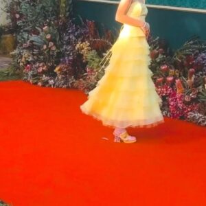Chloé Hayden Instagram - I truly and utterly can not explain the utter joy and magic that was the Bridgerton premiere; as a teenager who wore her princess dress every day because it felt safer to play pretend than it did to be herself, getting to dress up as a princess again, but as completely and confidently Chloé, was truly something.
What an honour to be invited, to play princess, to watch the first episode of Bridgerton (guys, you are NOT READY for this season I am TELLING YOU).
I truly have lucky girl syndrome.
I have to pinch myself every day.
Thank you thank you thank you @netflixanz @bridgertonnetflix for inviting me
Dress: vintage gown courtesy of @venus_and_rose_photography 
Shoes: @fluevog 
MUA: @ellajeanhairandmakeup