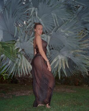 Chloé Jouannet Instagram - 🌎Holidays /ˈhɒlɪdeɪ,ˈhɒlɪdi/ : an extended period of leisure and recreation, especially one spent away from home or in travelling. 
(We did that)