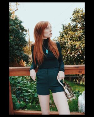 Chloe Dykstra Instagram - Happy St. Patrick’s Day, here’s a #NowhereToGo outfit featuring some limited edition @onch @gloomybearofficial pieces. May your inboxes be filled with messages like the ones featured on the last slide.