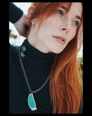 Chloe Dykstra Instagram - Happy St. Patrick’s Day, here’s a #NowhereToGo outfit featuring some limited edition @onch @gloomybearofficial pieces. May your inboxes be filled with messages like the ones featured on the last slide.