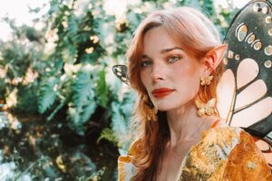 Chloe Dykstra Instagram - Move over Charles, there’s a new monarch in town

📸: @ari_the_faery