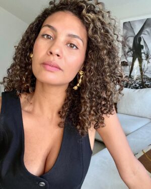 Chloé Mortaud Instagram - April recap 
May ready 

#frenchexpat #losangeles