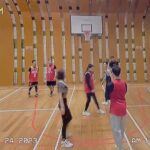 Chloe So Instagram - 有啲趕時間😆⛹🏻‍♀️ #bballwithchloe