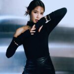 Chloe So Instagram - 【MR│Una】蘇皓兒 重構自我 「成為演員後，我發覺自己性格變得更開放，與對手演員、媒體、大眾交流更自然，演員這個身分改變了我，或者可以說，我正在發掘一個不一樣、我更嚮往的自己。」從唱跳歌手轉變成演員，當中經歷過低迷時期，走過不少彎路，蘇皓兒（Chloe）慶幸自己能有機會演戲，將那個埋藏在文靜、靦腆外表下隨性的自己，重新找出來，呈現在大家眼前。 PHOTO • @alexanderyeung_ , assisted by Ernest Cheng & Victor STYLING • @_cyuet MAKE UP • @melodychiumakeup , assisted by @_blessing_makeup_ HAIR • @allhs__ WARDROBE •@louboutinworld @versace @bapy_official @helmutlang @claudiepierlot @majeparis @jacquemus @sandroparis WATCH & JEWELLERY • @cartier TEXT & COORDINATION • @carmen_tsekm 詳細內容：https://www.mrrm.com.hk/i/?p=4648 #mrrmhk #mrrm #una #演員 #foodbuddies #蘇皓兒 #chloeso ============================== Follow MR Instagram 得知更多即時資訊 Username: @mrrmhk http://instagram.com/mrrmhk