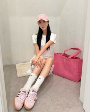 Cho Lee-hyeon Instagram - #광고 
조아!💕

@studioandparc_official #스튜디오앤파르크 #나이키 #나이키골프 #스페지알 #아디다스 #nike #addidas