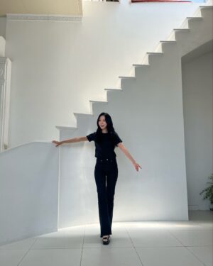 Cho Lee-hyeon Instagram - 오랜만에..🖤
연기자 조승희로 만나요!
#임대아파트 #연극임대아파트 #정현 🫶🏻
#조승희 #조이현