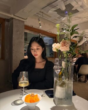 Cho Lee-hyeon Instagram - 무려 한달전🥂🍧