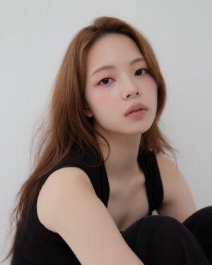 Cho Yu-jung Instagram - 