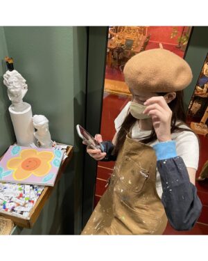 Cho Yu-jung Instagram - 남꾸이꾸이랑🤎🤍🎨