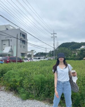 Cho Yu-jung Instagram - 🐳🐟🐬🏝
