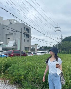 Cho Yu-jung Instagram - 🐳🐟🐬🏝