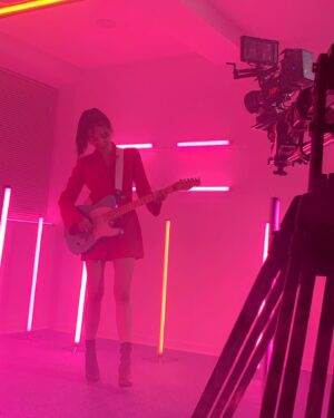 Cho Yu-jung Instagram - 🎵Viral Affair-Align
