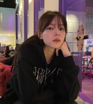 Cho Yu-jung Instagram - 💇🏻‍♀️