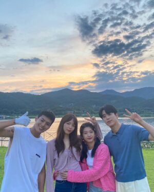 Cho Yu-jung Instagram - 😄🙂😃😁

#tving #티빙 #어른연습생