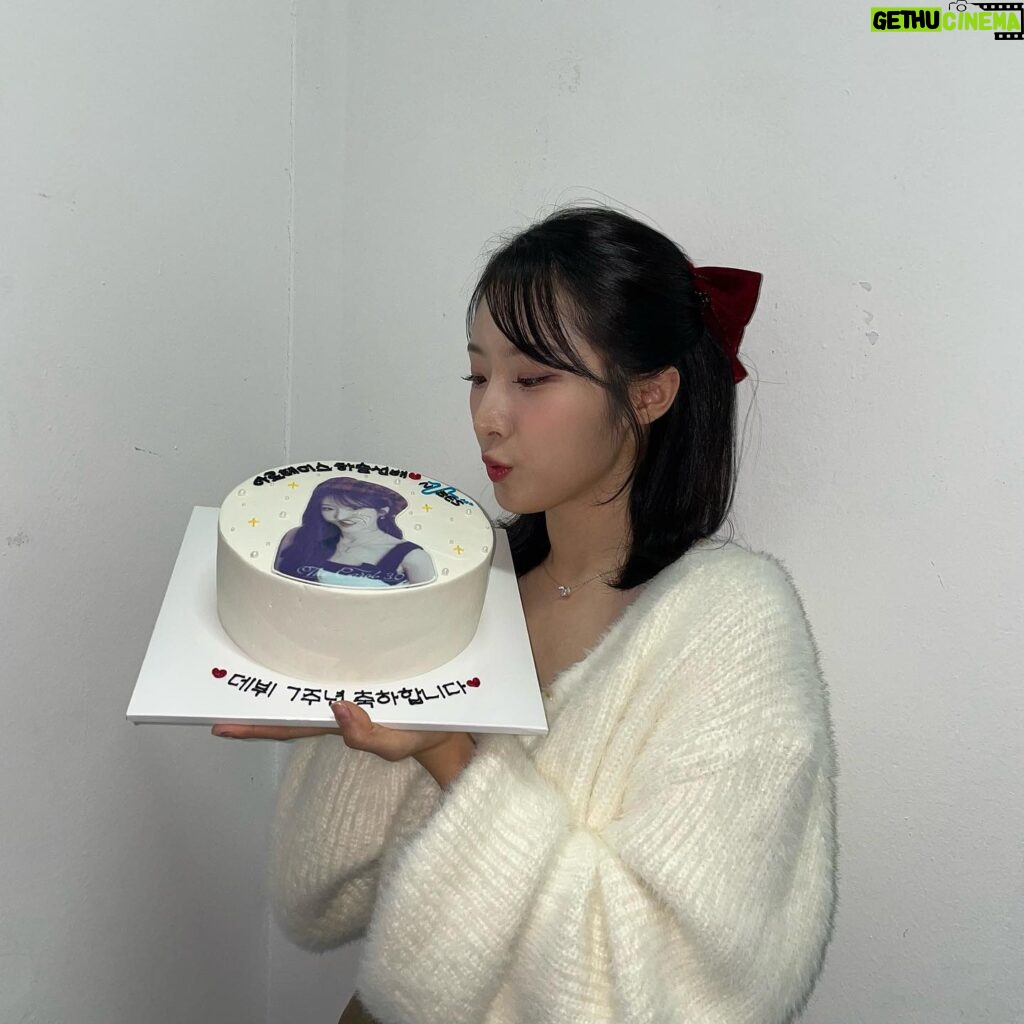 Cho Ha-seul Instagram - 7th anniversary