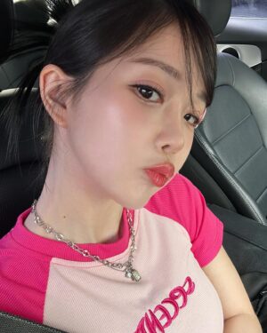 Cho Hyun-young Instagram - 🎀💗🎀💗🎀
