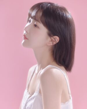 Cho Hyun-young Instagram - 이것이 인간복숭아..?🍑