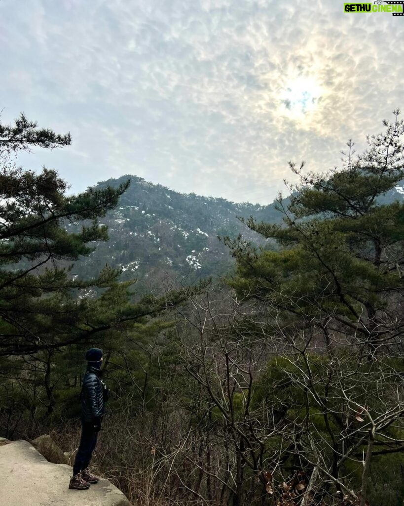 Cho Yeo-jeong Instagram - 🏔️