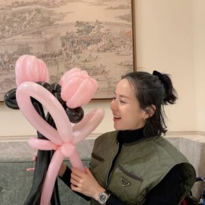 Cho Yeo-jeong Instagram - 고스란히 몸무게로 남은 나날들. 🤣

#먹는게남는거다 #몸무게로남는거다