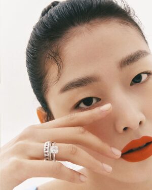 Choi A-ra Instagram - 💍💕