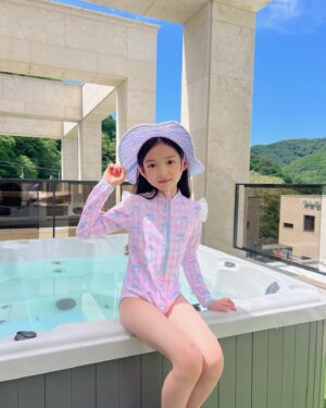 Choi So-yul Thumbnail - 4.4K Likes - Most Liked Instagram Photos