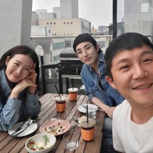 Choi Ji-woo Instagram - 💙👖💙
