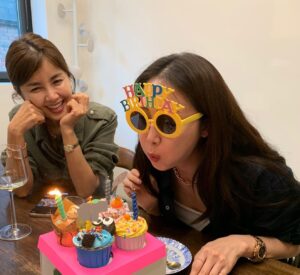 Choi Ji-woo Instagram - 🎂🥰