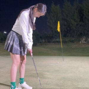 Chollatorn Pratchyaroongroj Instagram - Night golf calling ⛳️🌝 #jamsgolfjourney