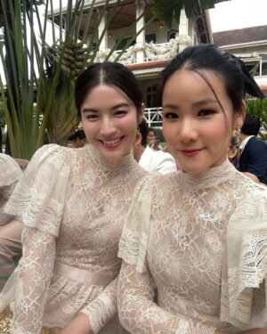 Chollatorn Pratchyaroongroj Instagram - สุขสันต์วันเกิดยัยพี่ @minniwong 🎂🎉 ขอให้มีความสุขมากๆ และเต้นเก่งๆแบบนี้ตลอดไป รัก 💃🏻👯‍♀️🪩