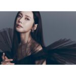 Choo Ja-hyun Instagram - 당신이 잠든 사이 #singles @singlesmagazine