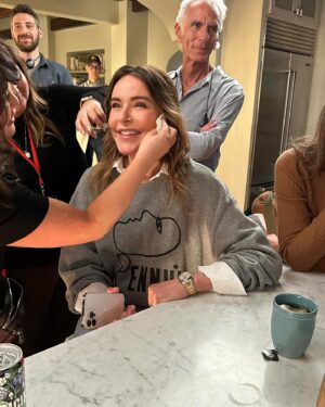 Christa Miller Instagram - So happy to be back at work!! #shrinking season 2 💛