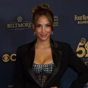 Christel Khalil Instagram - Such a fun night with my Y&R fam! Thank you to @youngandrestlesscbs @daytimeemmys for having me present. Loved dancing the night away with some of my favorite people. 🎉 Big thank you to @127lo and @sbrowning224 for helping glam me up💛