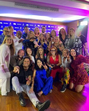 Christina Dieckmann Instagram - Agradecidos con @hispanomedio @danielferrerc por este encuentro maravilloso! Hoy dia despues de tanto tiempo de espera, nos abren las puertas a todos los talentos venezolanos en venezuela, con grandes producciones futuras tanto nacional como internacional! Apoyando nuestros compañeros con mucha alegria! Viva venezuela y la television venezolana! Bendiciones a todo el equipo y artistas. @hispanomedio @danielferrerc @doramazzone @soyjaviervidalpradas @villamizarsonia @anakcasanova @zanchetta.gigi @lilianamelendezoficial @joseramontv @jhonguitian @amandagutierrezpadron @coquitooriginal @aishastambouli @titogomez10 @vazquezbeatriz @vanessasenior @eduardokano.oficial @lauratermini @scottlorena @pattyoliveros @victordrija @mihispanotv @shiabertoni