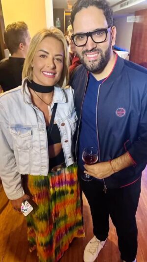 Christina Dieckmann Instagram - Gracias a @hispanomedio por este maravilloso encuentro. Disfrutando con mis compañeros y amigos una linda noche🤩🎥✌🏻😎 @danielferrerc @eduardokano.oficial @doramazzone @soyjaviervidalpradas @lilianamelendezoficial @joseramontv @villamizarsonia @jhonguitian @aishastambouli @zanchetta.gigi