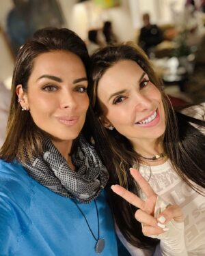 Christina Dieckmann Instagram - @anakarinamanco Que alegría volver a verte!🙌🏻🥳 Nos divertimos mucho, con nuestros super cuentos🤣🤣🤣🥂🍾 Que se repita! TQM 💕Gata Maravilhosa!💋💋💋