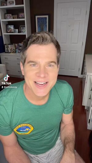 Christina Moore Instagram - Christmas on Thanksgiving!! Watch now!