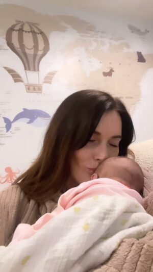 Christina Pascucci Instagram - Everyone talks about the birth story, but nobody talks about how hard postpartum can be. It’s not just the raging hormones or sleepless nights (which morning news trained me for :)). It’s breastfeeding through tears cause it’s so painful and you need to pee but you can’t cause the baby is  latched on to you, so you wet your adult diaper you’re wearing cause mothers can bleed for up to 12 weeks after birth, and then baby simultaneously has a blowout and spits up in your hair. And in 3 hours it all repeats again. And again.

Somehow in the midst of all this you still think this is the greatest thing you’ve ever done. 💕