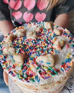 Christina Tosi Instagram - Thank you @makeawishamerica for making my dreams come true!😊It was an amazing experience to meet and bake with @christinatosi at @milkbarstore and explore NYC!!🏙️🧁This was an experience of a lifetime and I still can’t believe it happened! FIY, Christina is an absolutely amazing person!❤️❤️